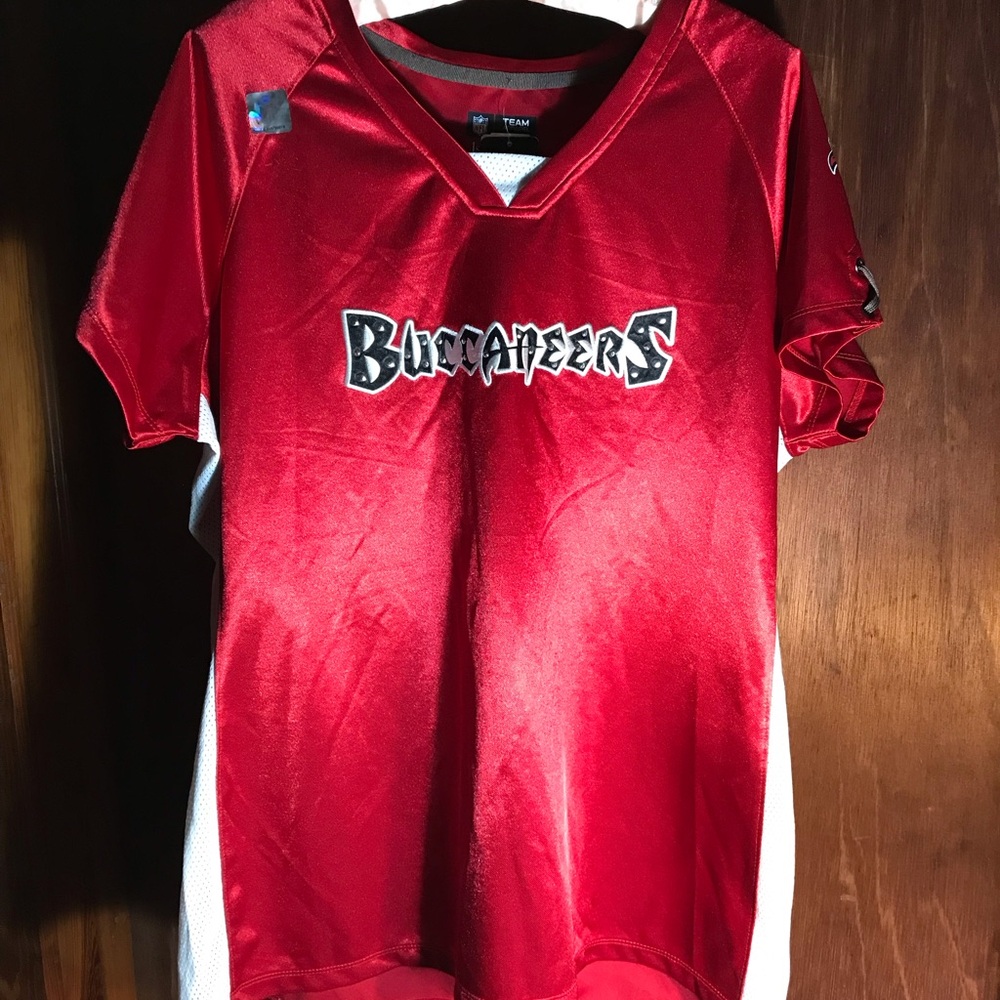 NWT Buccaneers NFL Womens Football Jersey